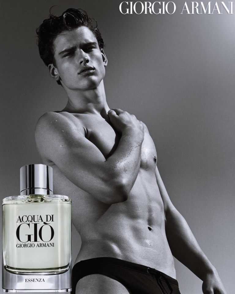 ACQUA-DI-GIO-Essenza-Spring-Summer-2013-Fragrance-for-men-Glamour-Boys- küçük.jpg